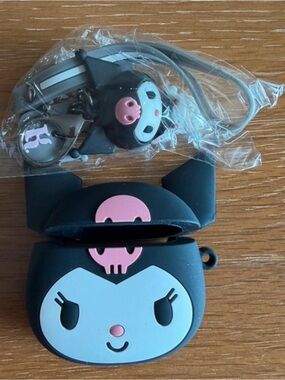 Cute Black & Pink Silicone Earbud Case with Matching Charm